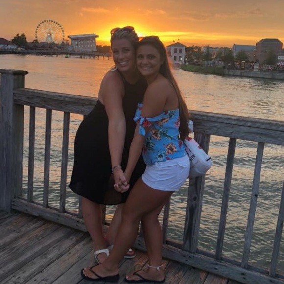 Meet your Posher, Allison - Picture 4 of 8